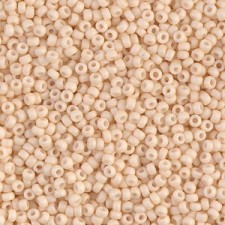 Miyuki rocailles Perlen 11/0 - Matted opaque antique beige 11-2022 